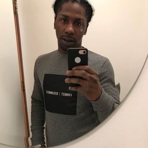 Meet your Posher, Daymin